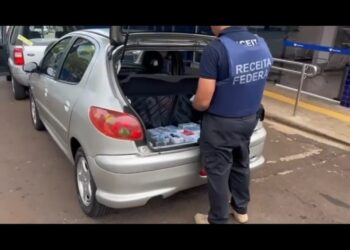 Ação da Receita Federal resulta na apreensão de 4 carros com R$ 115 mil em mercadorias