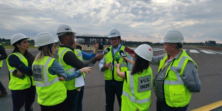 CEO da CCR visita aeroporto de Foz e destaca investimentos de R$ 290 milhões no terminal