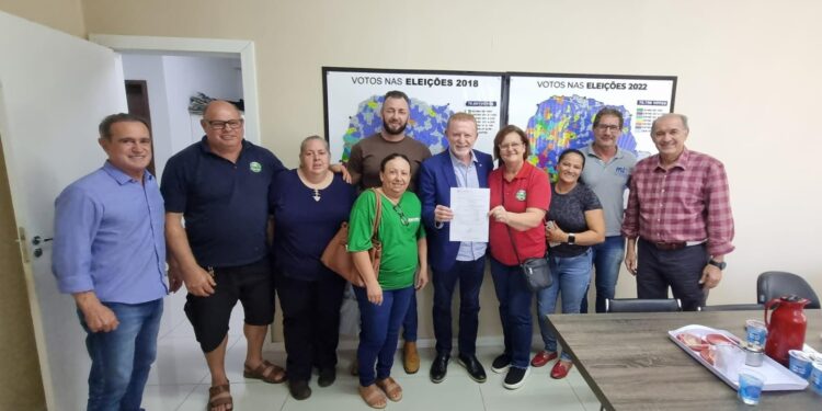 Emenda parlamentar de Vermelho garante R$ 1 milhão aos produtores rurais de Foz