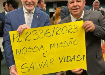 Câmara aprova projeto de Vermelho que regulamenta profissão de condutores de ambulância