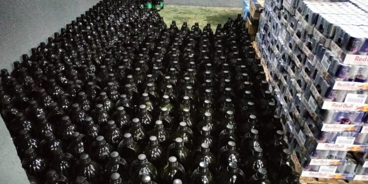 Depósito de mercadorias contrabandeadas da Argentina é fechado pela PF e Receita Federal em Foz