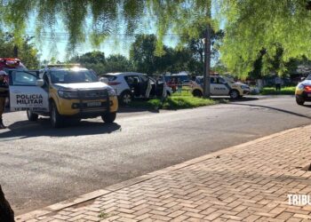 Após confronto com a PM, assaltante é baleado e adolescente apreendido