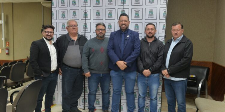 Conselho Municipal de Comércio Exterior e Logística é aprovado pelos vereadores de Foz