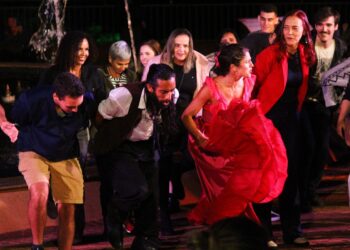 Dança argentina é atração diária no Marco das 3 Fronteiras