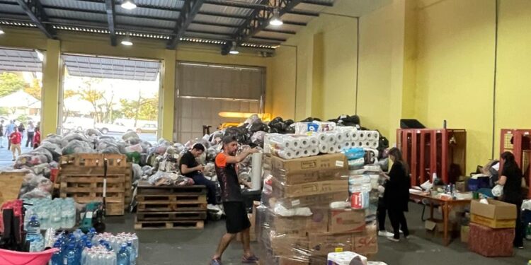 Balanço da solidariedade: 900 toneladas de doações saíram de Foz para as vítimas das enchentes no RS