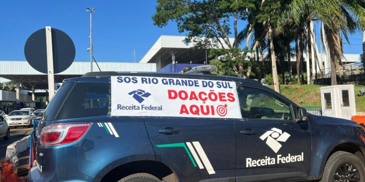 SOS Rio Grande: Receita Federal monta ponto de doações na Ponte da Amizade