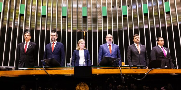Câmara dos Deputados presta homenagem aos 50 anos da Itaipu Binacional