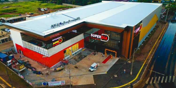 Grupo Ítalo inaugura em Foz do Iguaçu a primeira loja Superdia Atacado na cidade