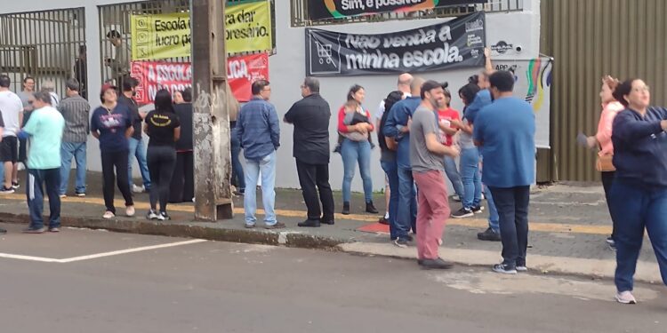 Greve de professores da Rede Estadual é suspensa pela Justiça