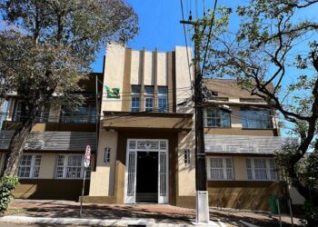 Secretários de Foz, que pretendem concorrer nas eleições, deixam os cargos na prefeitura