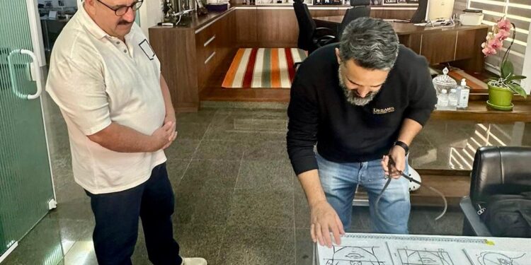 Apresentador Ratinho será o novo personagem do Museu de Cera