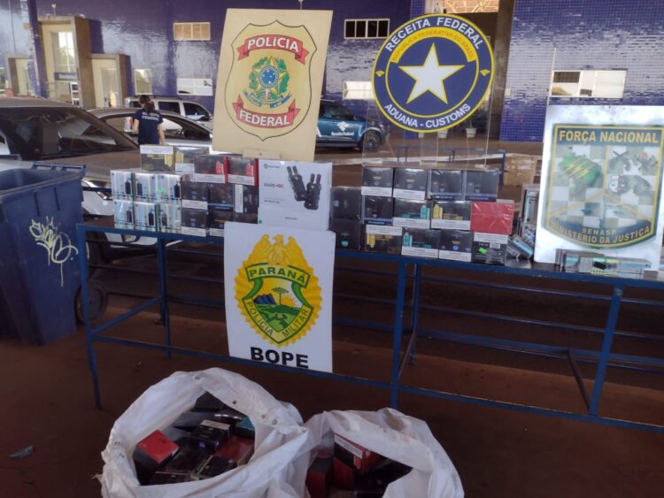 Paraguaio é preso na Ponte da Amizade com mais de mil cigarros eletrônicos escondidos no carro