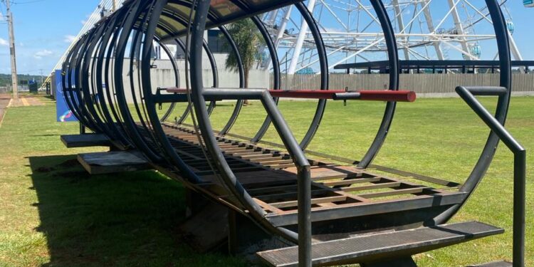 Afinal, qual será o destino das 21 “estações-tubo” que nunca foram instaladas em Foz do Iguaçu?