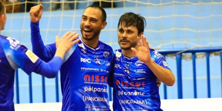 Futsal: pelo Campeonato Paranaense, Foz e São Miguel do Iguaçu jogam nessa terça-feira (23)