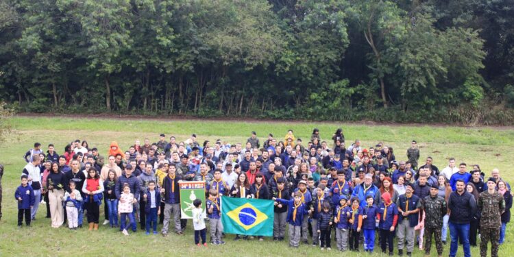 Dia de Proteção às Florestas é comemorado com plantio de árvores nativas em Foz