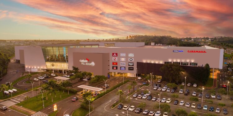 Catuaí Palladium promove Grande Queima de Inverno com até 70% de desconto em diversos produtos