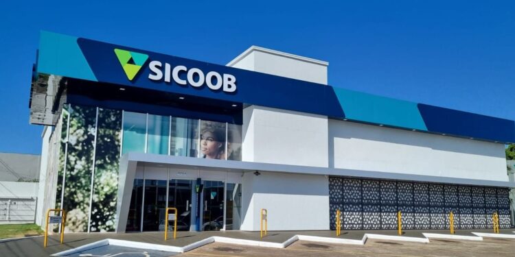 Sicoob da Avenida República Argentina entrega agência mais ampla e moderna para a comunidade