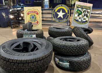 Polícia prende paraguaio que fazia “rapel” na Ponte da Amizade para trazer pneus contrabandeados