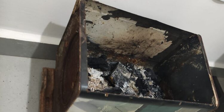 Homem tenta se aquecer usando carvão em lata e morre asfixiado em Foz do Iguaçu