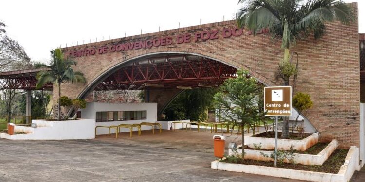 Projeto sobre a venda de ações do Centro de Convenções tem dois pareceres contrários