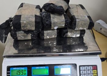 Paraguaio é preso tentando embarcar no aeroporto de Foz com 2 kg de cocaína na bagagem