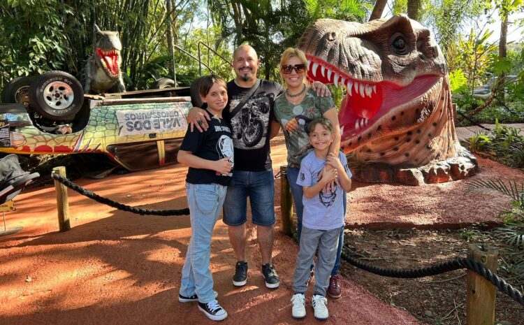 Férias: Minions, dinossauros e princesas encantam adultos e crianças no Dreams Park Show