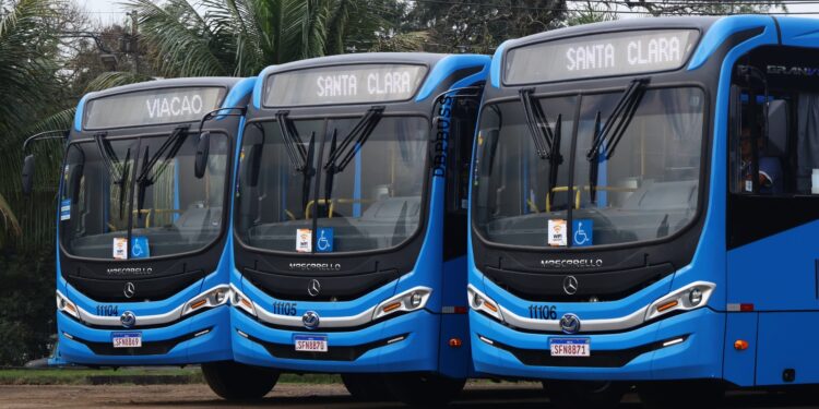 Modernidade e conforto: Frota da VISAC ganha mais três ônibus zero km