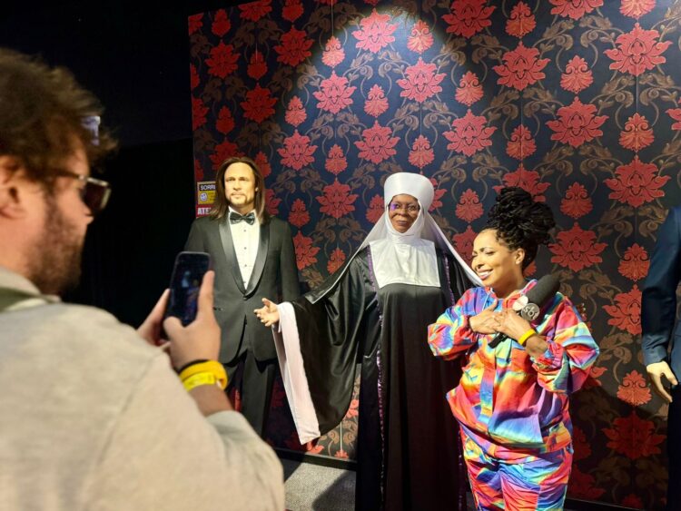 Ju Black Power dança e se emociona em gravação para o Programa Chega Mais do SBT no Dreams