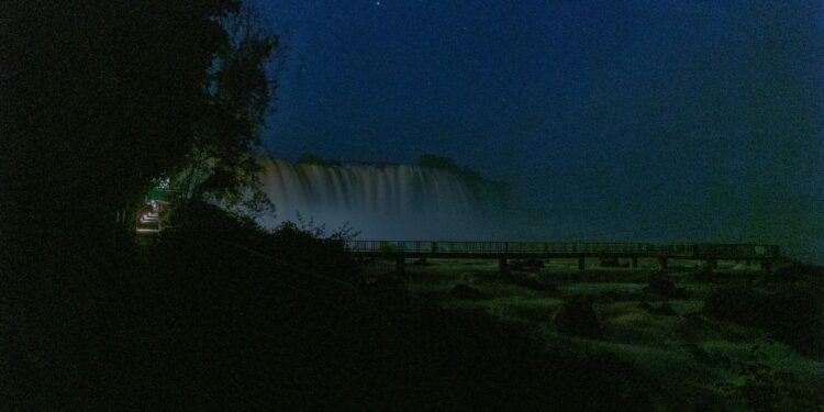 Lua cheia nas Cataratas: jantar de queijos e massas espera os visitantes neste sábado, 20 de julho