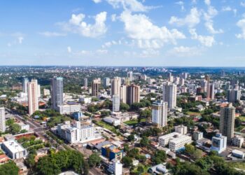 Dados do IBGE apontam Foz do Iguaçu com 295 mil habitantes em 2024