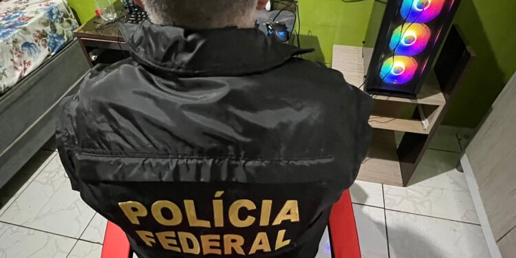 Homem é preso durante ação de combate aos crimes de abuso infantil em Foz do Iguaçu