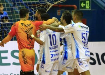 Futsal: Foz Cataratas enfrenta o Marreco, pela Liga Nacional, nesta segunda-feira (26)