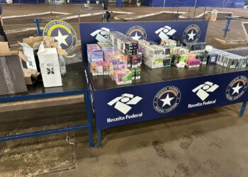 Mais de mil cigarros eletrônicos e 20 caixas de “mel do amor” são apreendidos na Ponte da Amizade