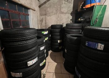 Operação da PF mira importação ilegal de pneus do Paraguai