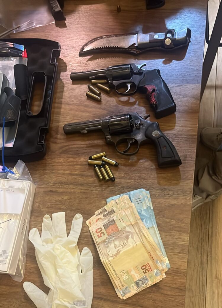 Três policiais do BPFron são presos durante operação do Gaeco em Foz do Iguaçu