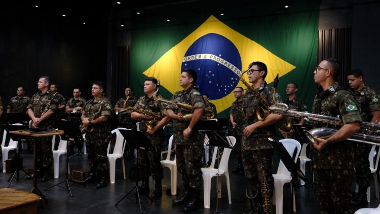 Catuaí Palladium Celebra Dia do Soldado