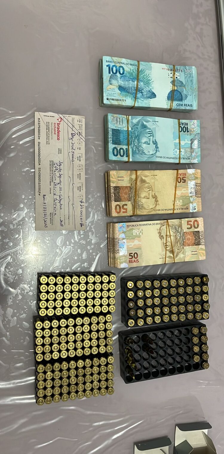 Três policiais do BPFron são presos durante operação do Gaeco em Foz do Iguaçu