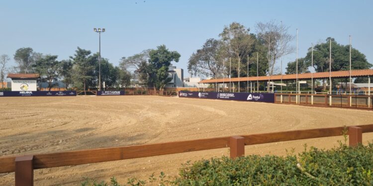 Clube Hípico de Foz vai inaugurar pista e promove competição no fim de semana
