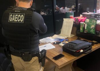 Três policiais do BPFron são presos durante operação do Gaeco em Foz do Iguaçu