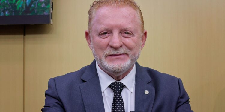 Encontro do Parlasul demonstra importância de Foz no contexto do Mercosul, diz Vermelho