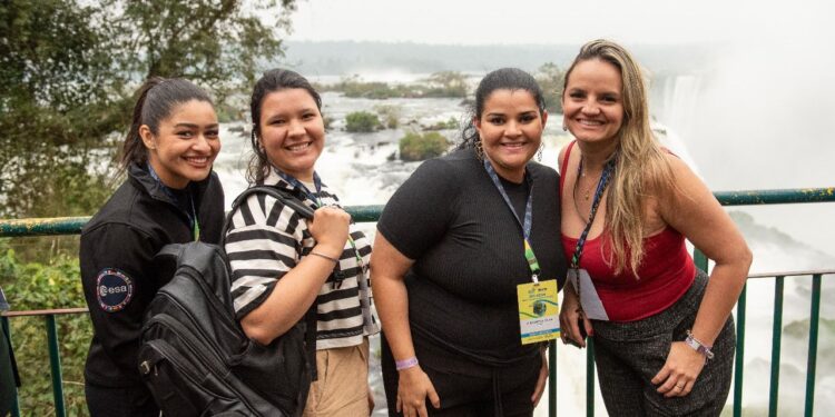 Lideranças das agências espaciais do G20 visitaram o Parque Nacional do Iguaçu