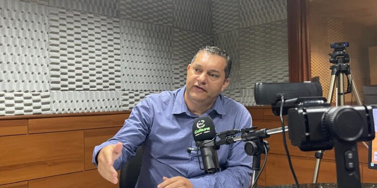 Na série de entrevistas com os candidatos a vice na Rádio Cultura, Ricardo Nascimento foi o convidado dessa terça-feira (03)