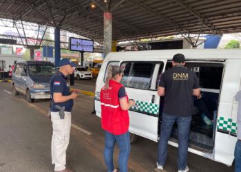 Paraguai reforça controle migratório para evitar a passagem de crianças pela Ponte da Amizade