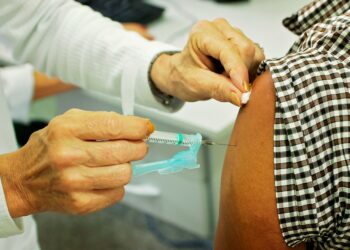 Secretaria de Saúde de Foz promove Dia D de vacinação no próximo sábado, 28