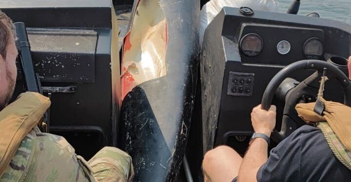 PF encontra 10 kg capulho de maconha e barco abandonado no Rio Paraná