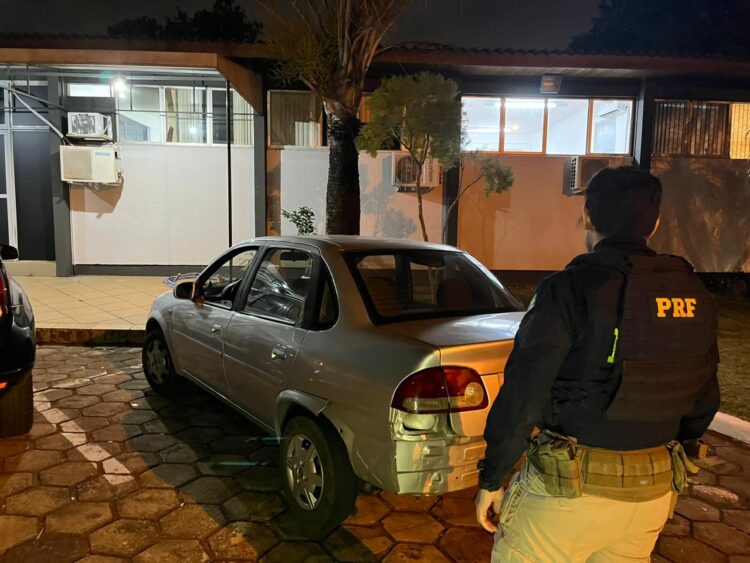 Quatro carros e moto roubados são recuperados pela PRF, em Foz e cidades da região