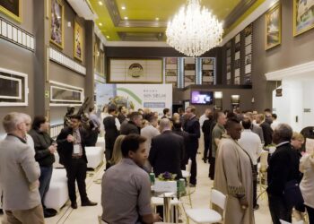 Líderes das economias espaciais do G20 se encantam com a estrutura do Wonder Park Foz