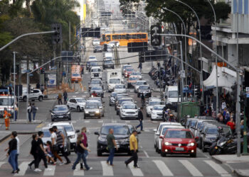 Paraná decide não incluir cobrança do novo DPVAT no IPVA e licenciamento de 2025