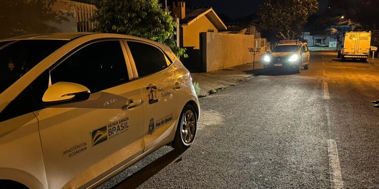 Mulher é morta com facada na frente das filhas menores em Foz do Iguaçu; marido é suspeito