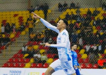 Vini Jr. deixa o Foz Cataratas após 3 temporadas rumo ao futsal da Indonésia